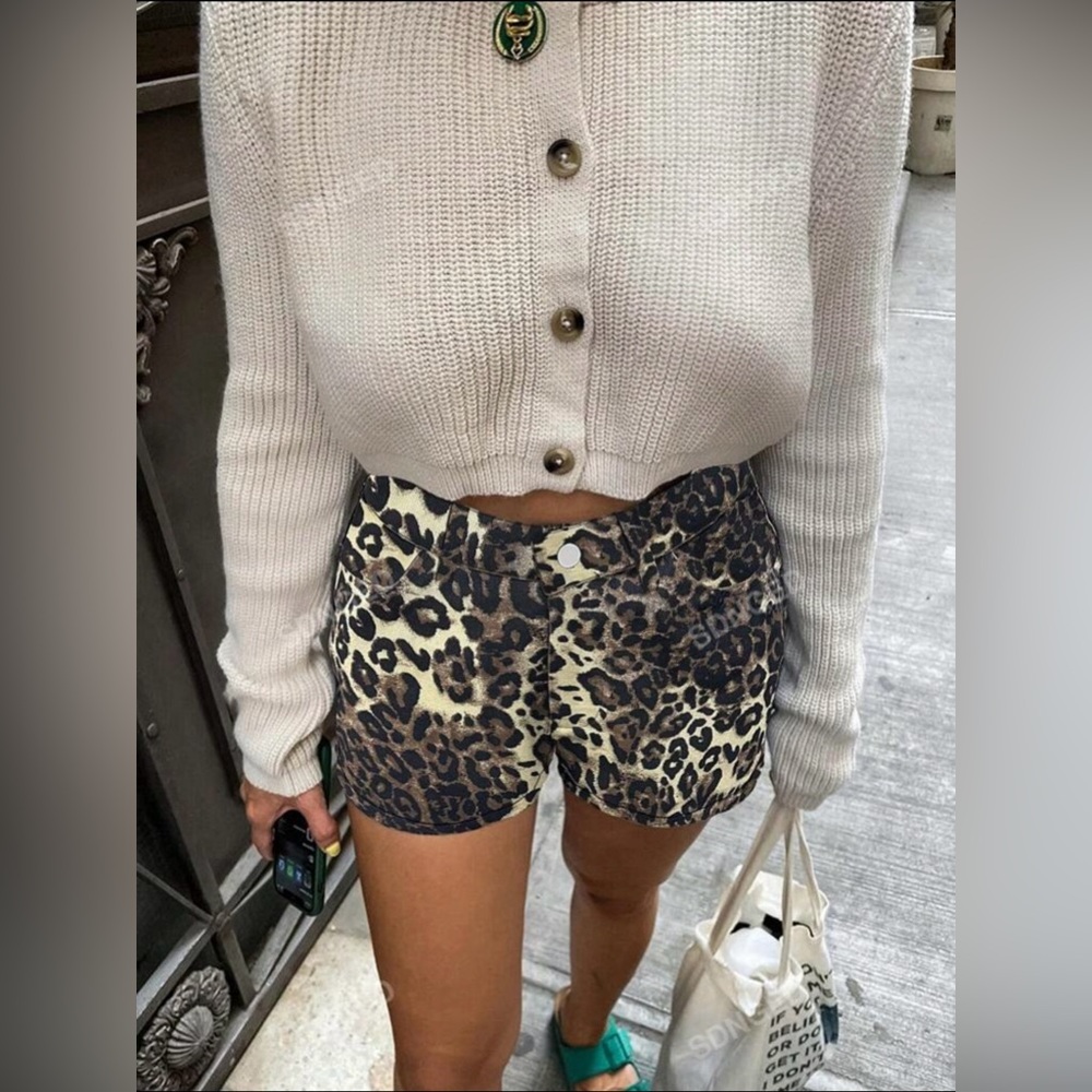 Brand new Women's Summer Leopard
Print Shorts